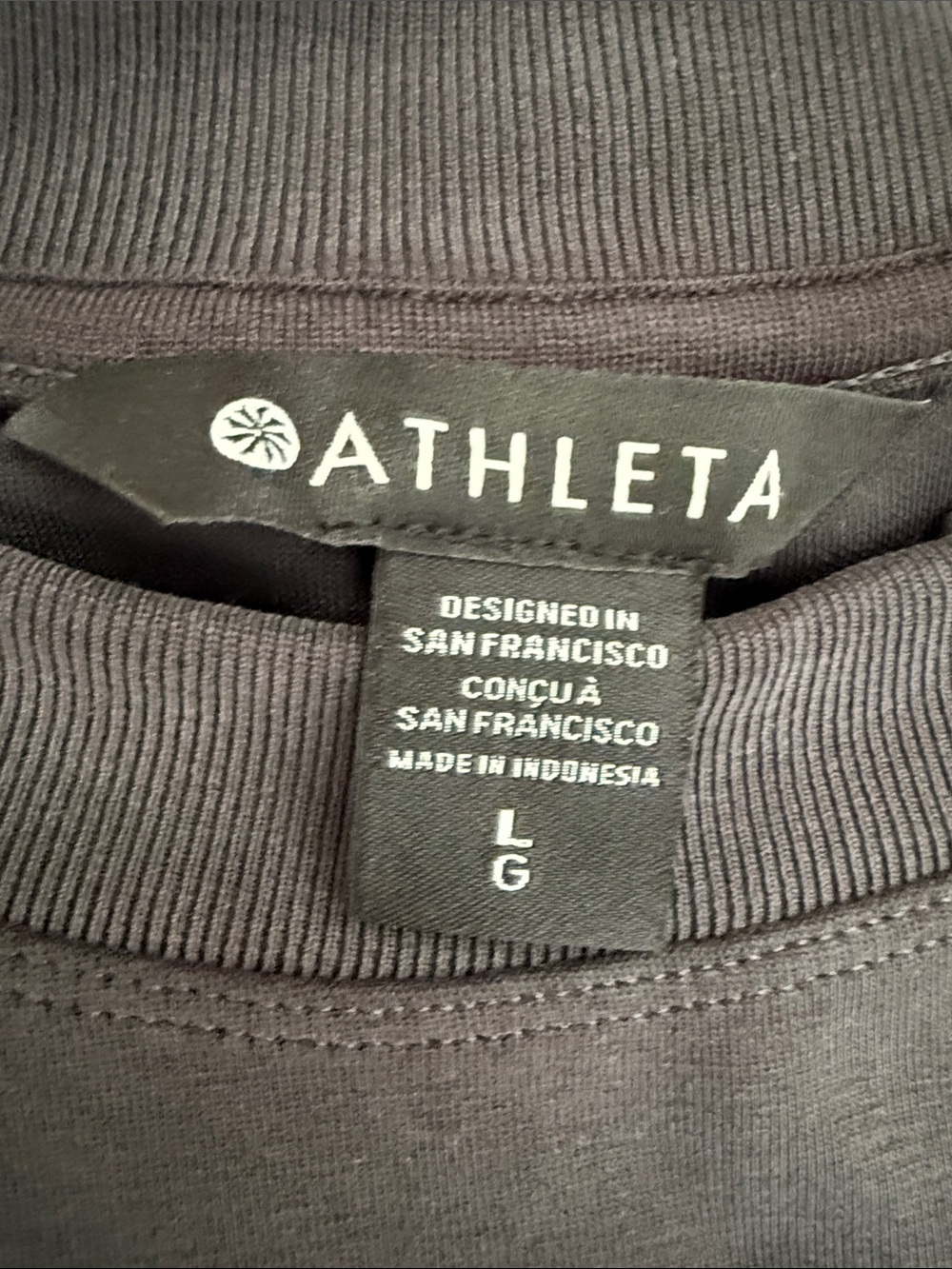 Athleta Men's Black Crewneck Sweatshirt - Long Sleeve Pullover - Picture 2 of 6